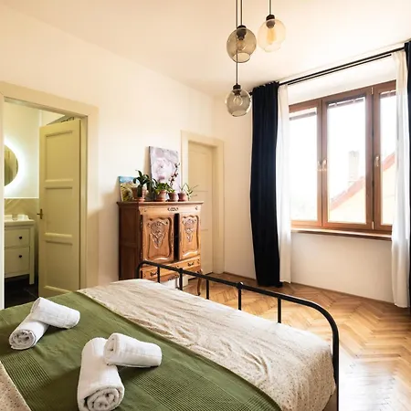 Romantic Apartment In The City Centre Banská Štiavnica Kültér fotó