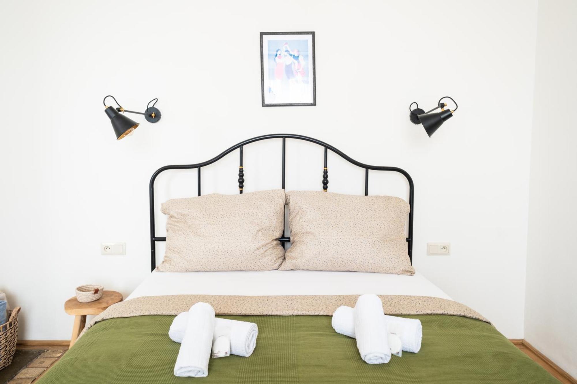 Romantic In The Centre Apartment